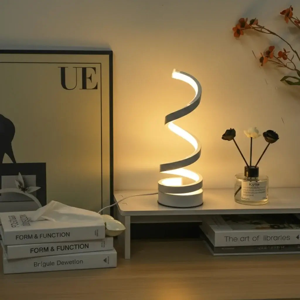 Spiral LED Tischlampe – Moderne USB-Schreibtischlampe mit Dimmfunktion